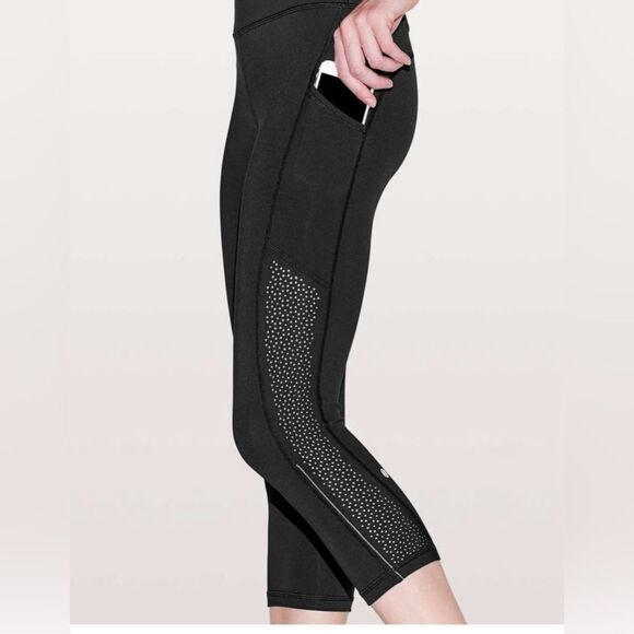 Lululemon Ready To Race Crop *21" Black- Size 6 - Picture 1 of 7